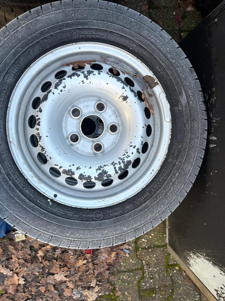 Setje staalvelgen vw t6 met banden 16“, Ophalen of Verzenden, Zo goed als nieuw