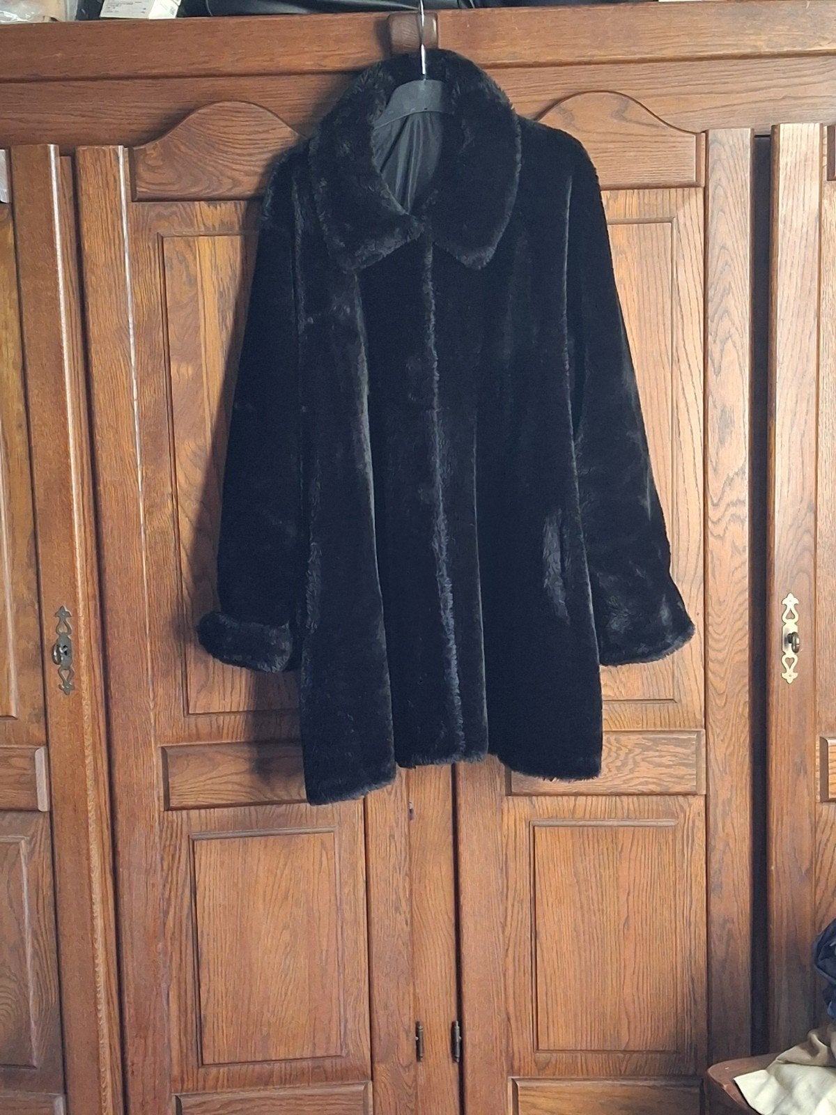 imitatie bontjasje, Ophalen of Verzenden, Zo goed als nieuw, Zwart, Jas of Mantel