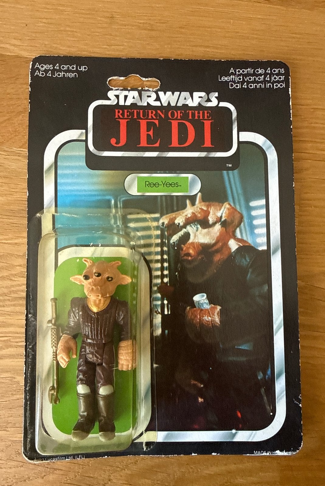 Star Wars Kenner Ree-Yees op card (open) met wapen 1983, Ophalen of Verzenden, Gebruikt, Actiefiguurtje