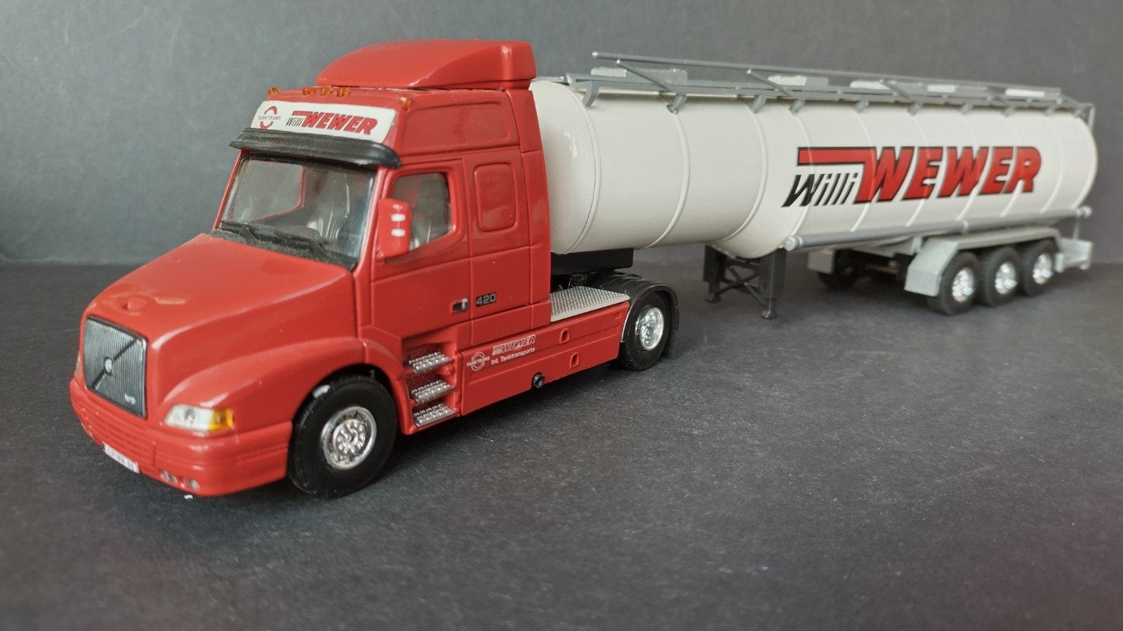 Volvo NH 12 Willy Wewer 1:50 Lion Toys Pol, Verzenden, ., Zo goed als nieuw, Lion