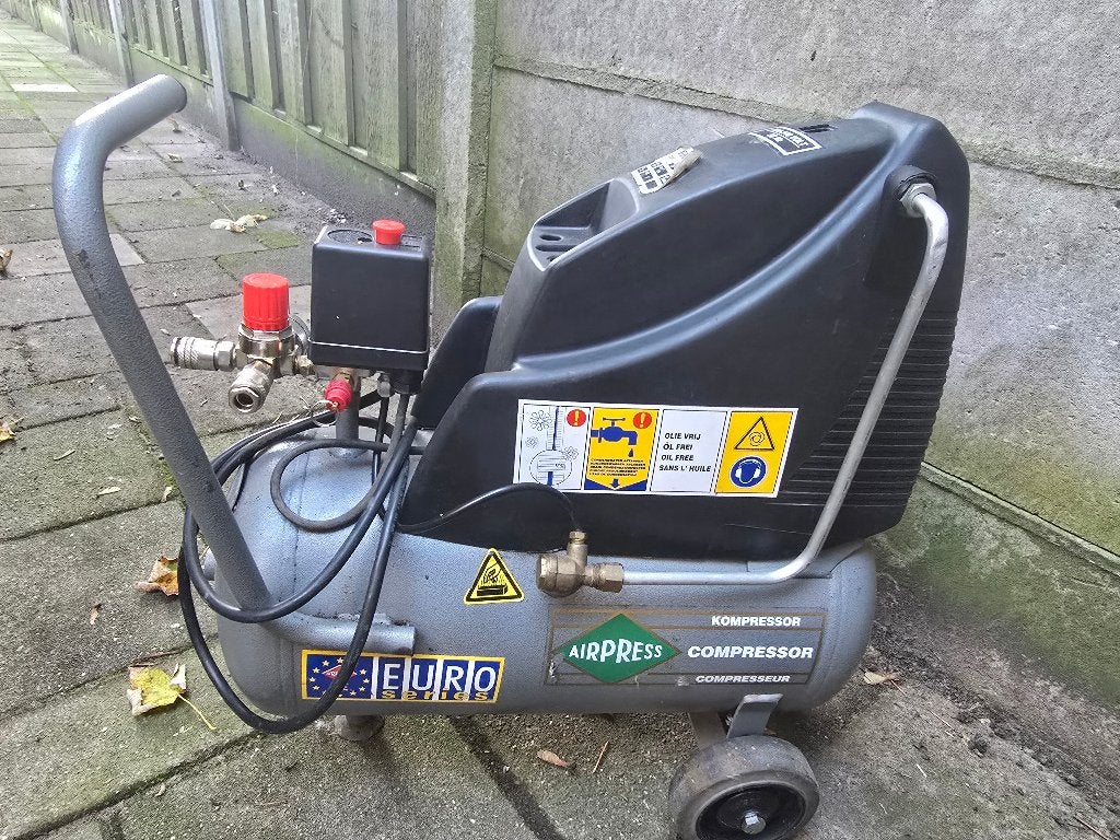Te koop; Airpres Compressor 200/25L, Ophalen, Gebruikt