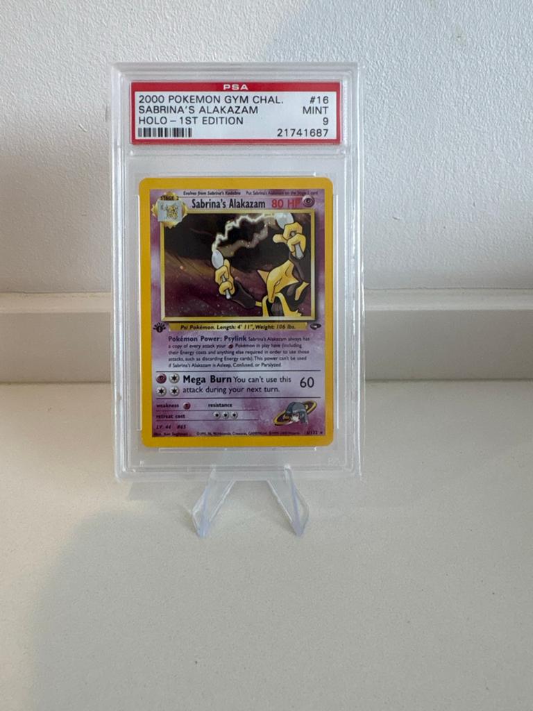 Sabrina's Alakazam Holo 1st Edition PSA 9 Mint Pokémon Kaart, Ophalen of Verzenden, Zo goed als nieuw, Losse kaart, Foil