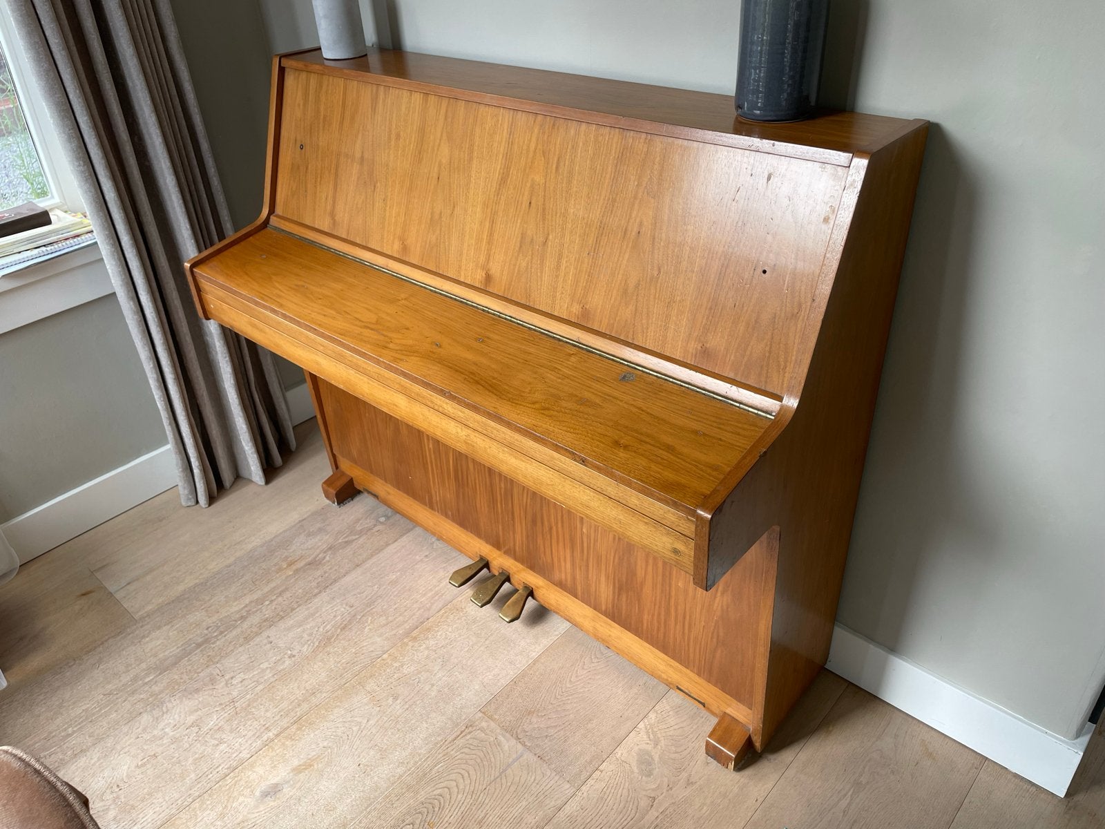 GRATIS Young Chang Piano, Muziek en Instrumenten, Ophalen, Gebruikt, Bruin, Piano