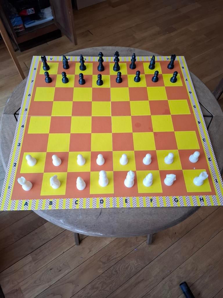 Mooie schaak/dam set, Ophalen of Verzenden, Zo goed als nieuw