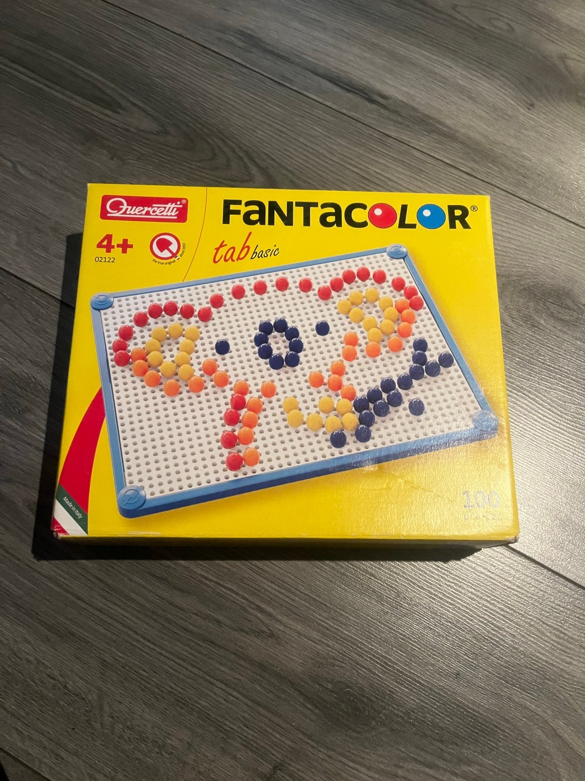 Quercetti Fantacolor Tab Basic - Prikbord met Prikkers, Kinderen en Baby's, Ophalen, Zo goed als nieuw, Knutselen