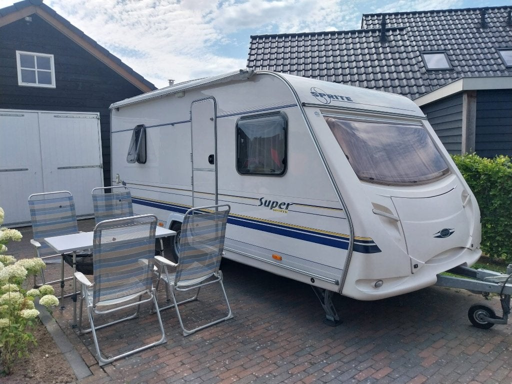 Caravan - Sprite 490 Super (2000), Omvormbare zithoek, Rondzit, 750 - 1000 kg, Particulier