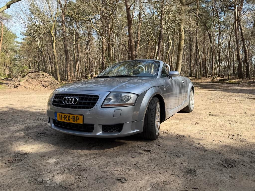 Audi TT 3.2 V6 Roadster Quattro 184KW AU 2004 Grijs, Auto's, Automaat, TT, 3189 cc, Cabriolet
