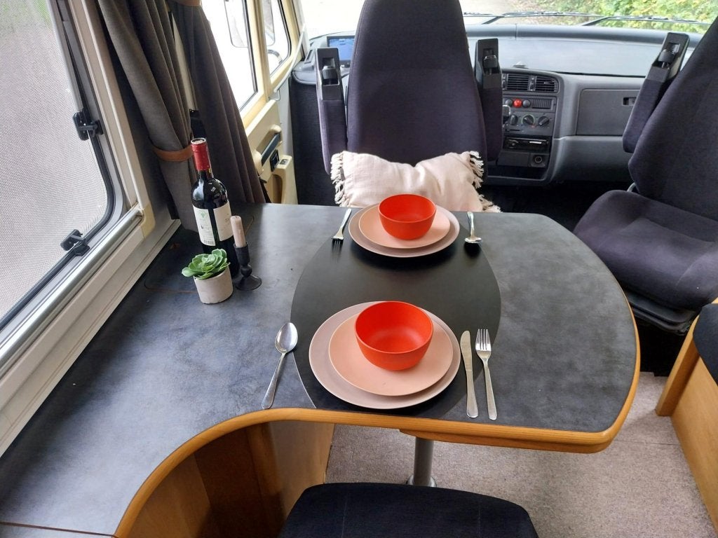 Nette Hymer Hymermobil 514 met zonnepaneel en vaste LPG fles, Luifel, Ringverwarming, Fiat, Bedrijf
