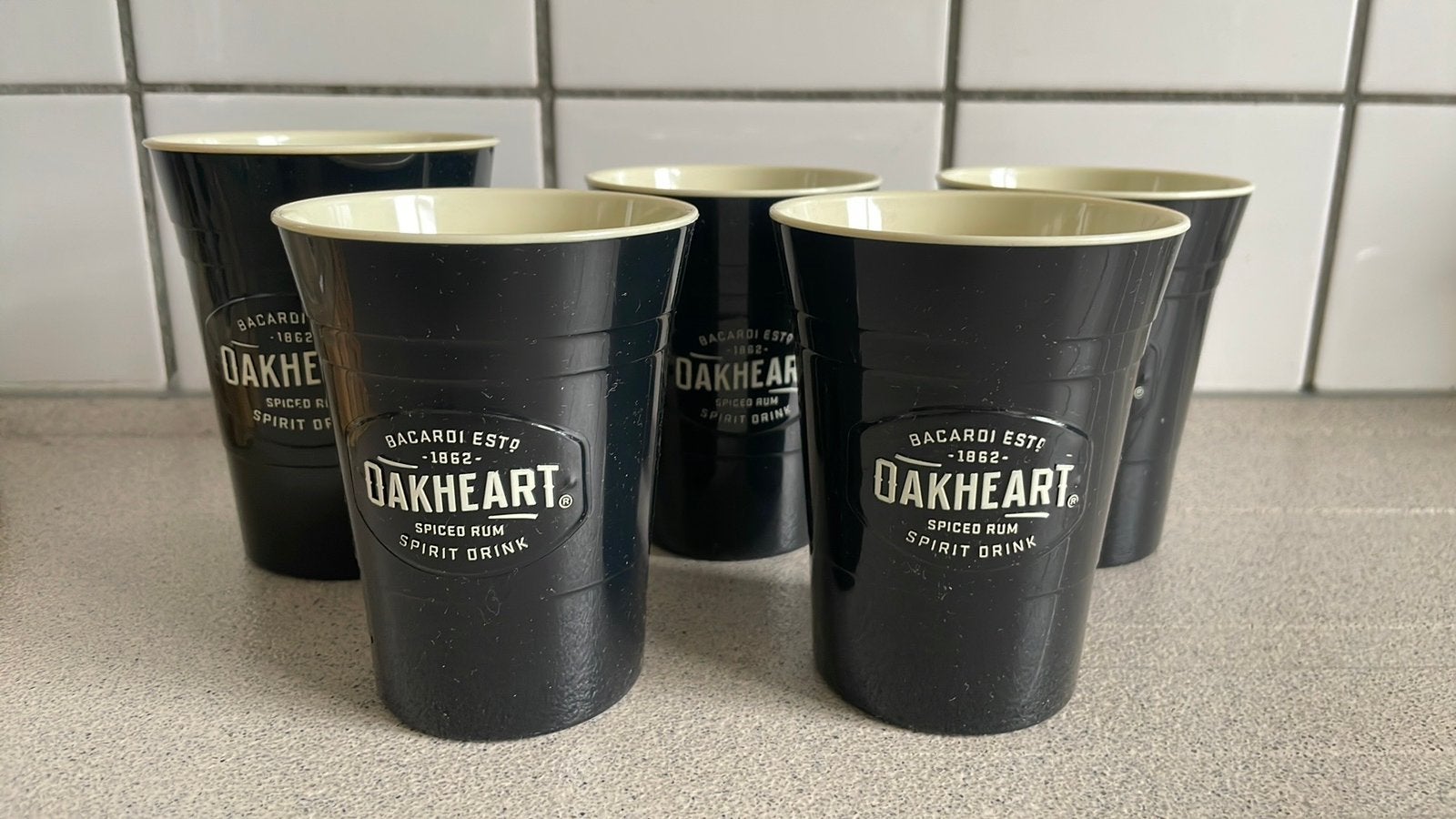 Bacardi spiced rum Oakheart bekers 5 stuks, Verzamelen, Ophalen of Verzenden, Zo goed als nieuw, Gebruiksvoorwerp