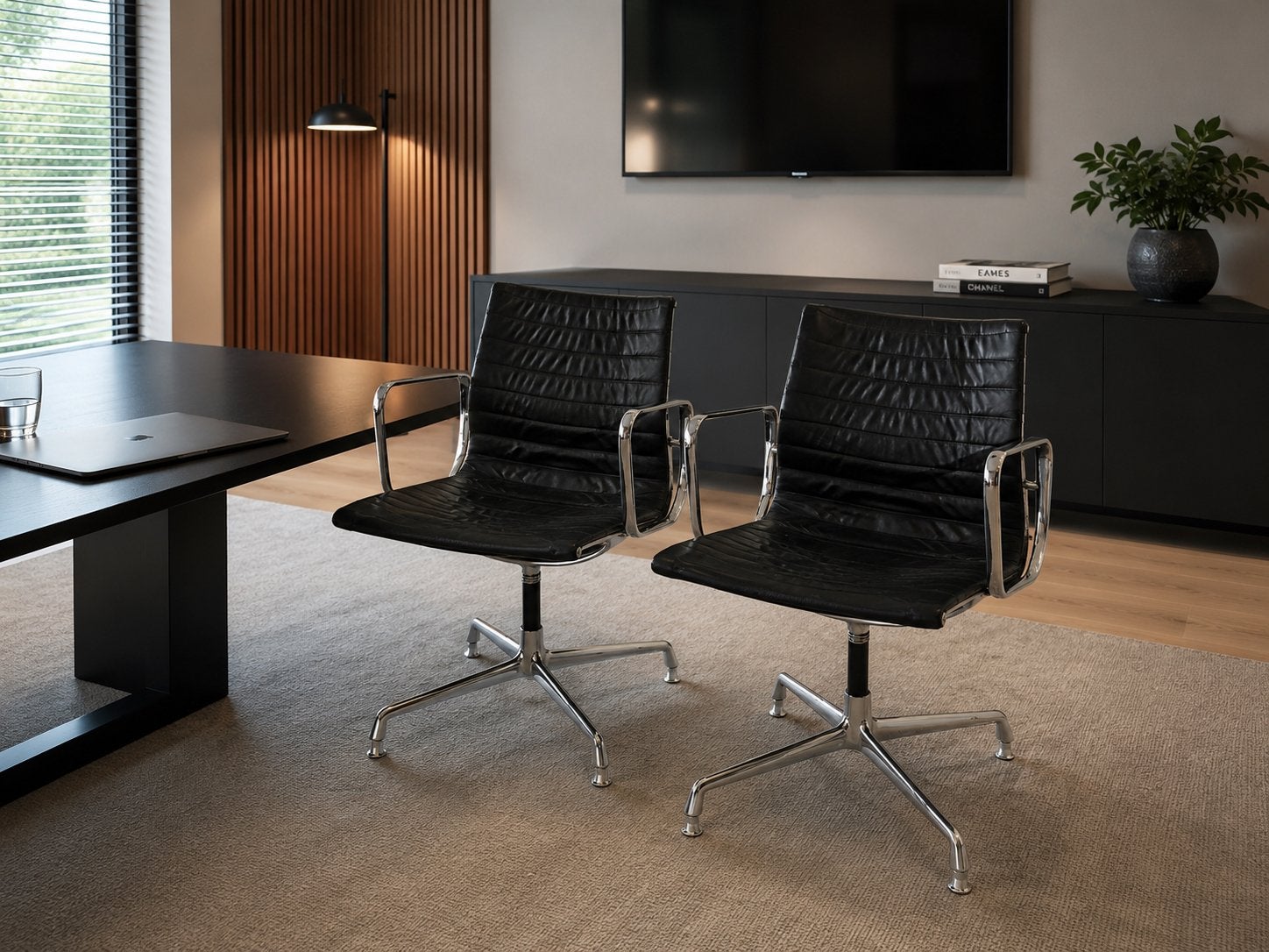 Herman Miller EA107 Bureaustoel - Zwart Leer, Ophalen of Verzenden, Zo goed als nieuw, Zwart, Bureaustoel