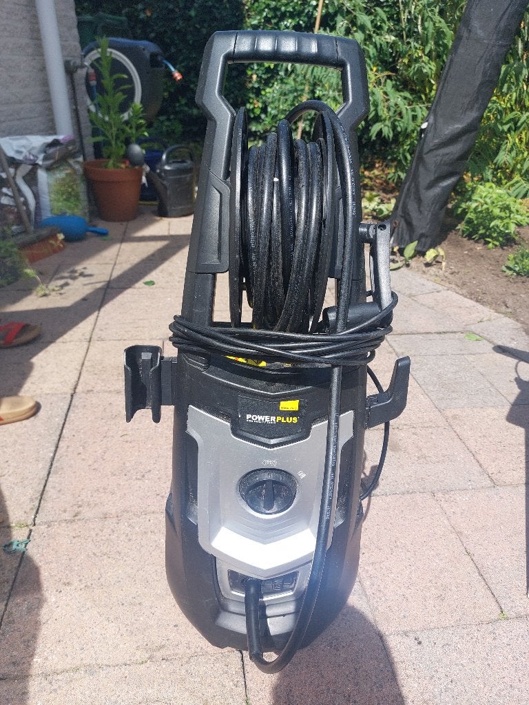 hogedrukspuit / hogedrukreiniger, Ophalen, Gebruikt, Met autostop en -start, Powerplus