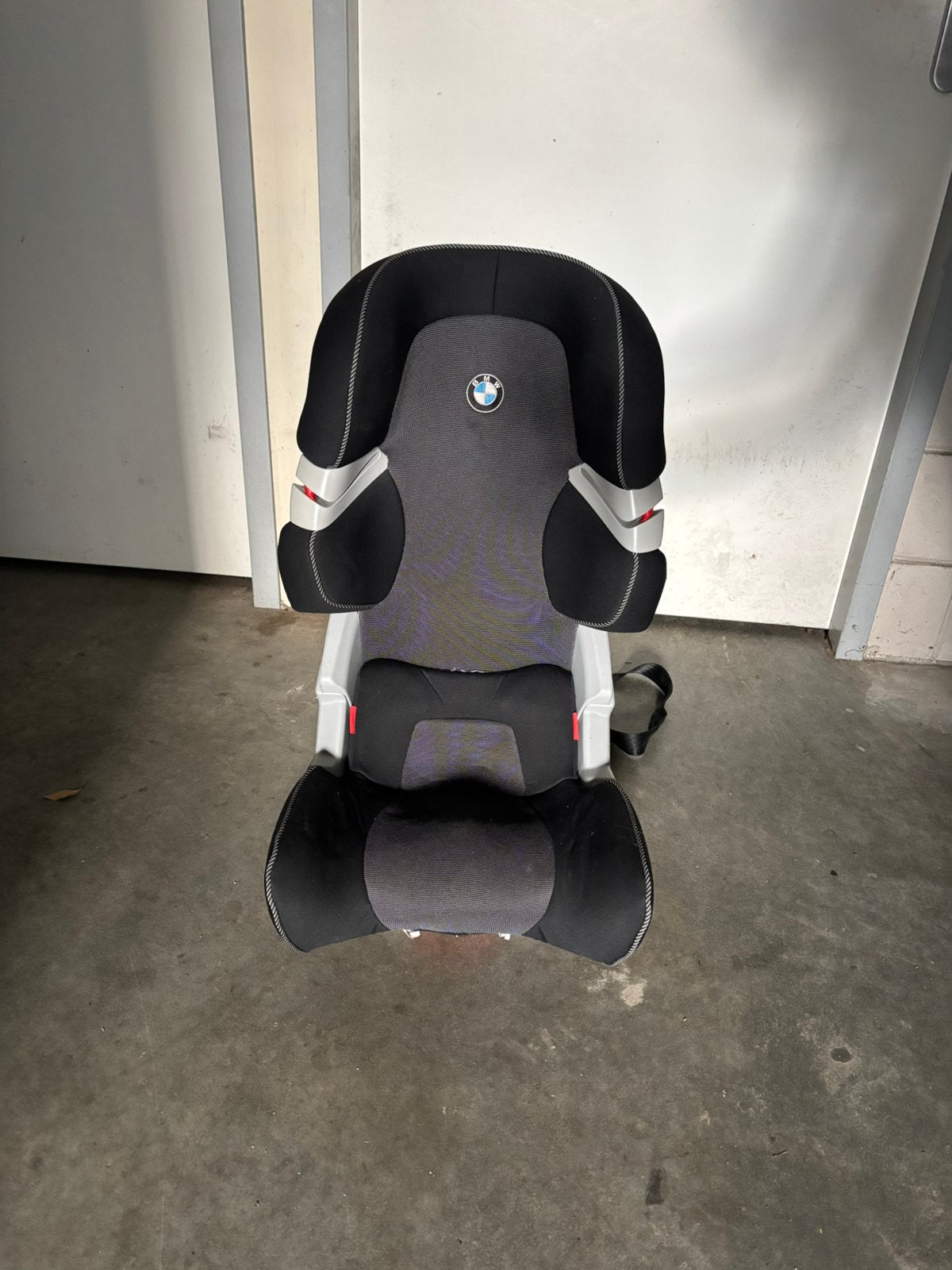 Bmw isofix autozit, Overige merken, 9 t/m 18 kg, Ophalen of Verzenden, Zo goed als nieuw