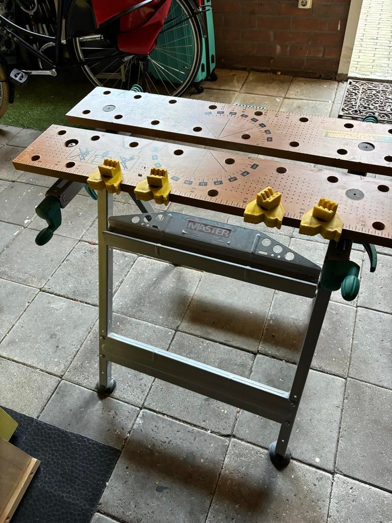 Wolfcraft Werkbank - Stevige kleine werktafel, Doe-het-zelf en Verbouw, Werkbanken, Ophalen, Gebruikt, 70 tot 120 cm, Bankschroef