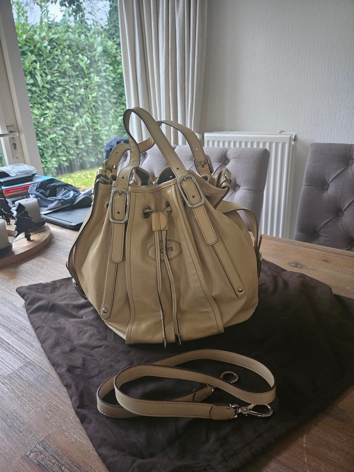 Tod's Leren Handtas - Beige, Ophalen of Verzenden, Zo goed als nieuw, Beige, Handtas