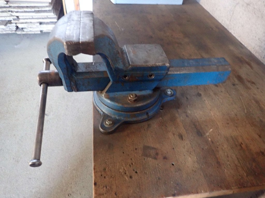 150mm Bankschroef op draaibaar onderstel , Forged Steel, Niet ingevuld, Gebruikt, Niet ingevuld, Ophalen of Verzenden