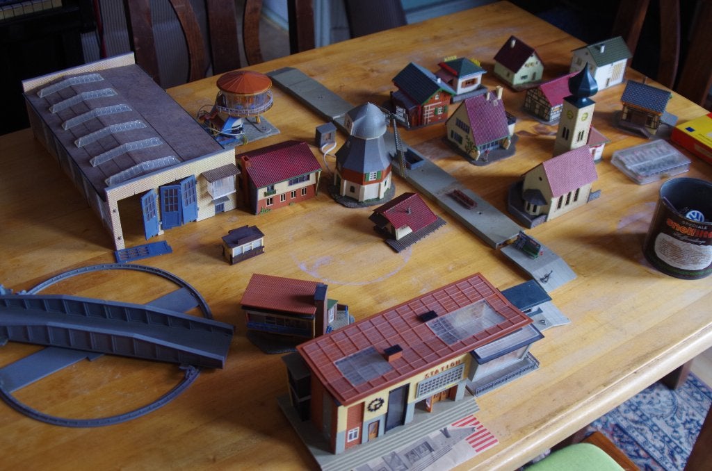 Modelspoor gebouwen en figuren, Gebruikt, Gelijkstroom of Wisselstroom, Brug, Tunnel of Gebouw, Ophalen