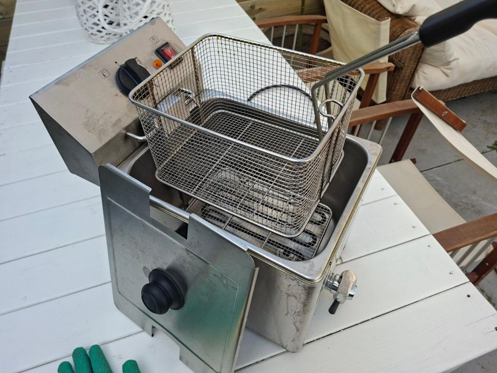 Maxima 8L frituurpan professionele (  WK 🇳🇱⚽️🏆), 4 liter of meer, Ophalen of Verzenden, Uitneembare binnenpan