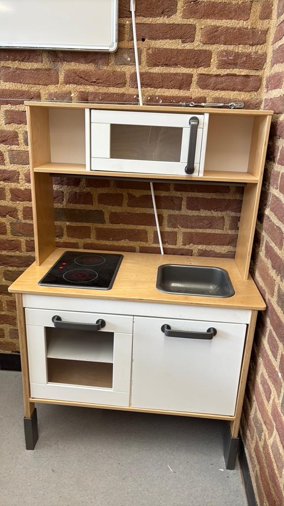 Ikea duktig keukentje - opknapper, Ophalen, Gebruikt, Hout, Speelkeuken