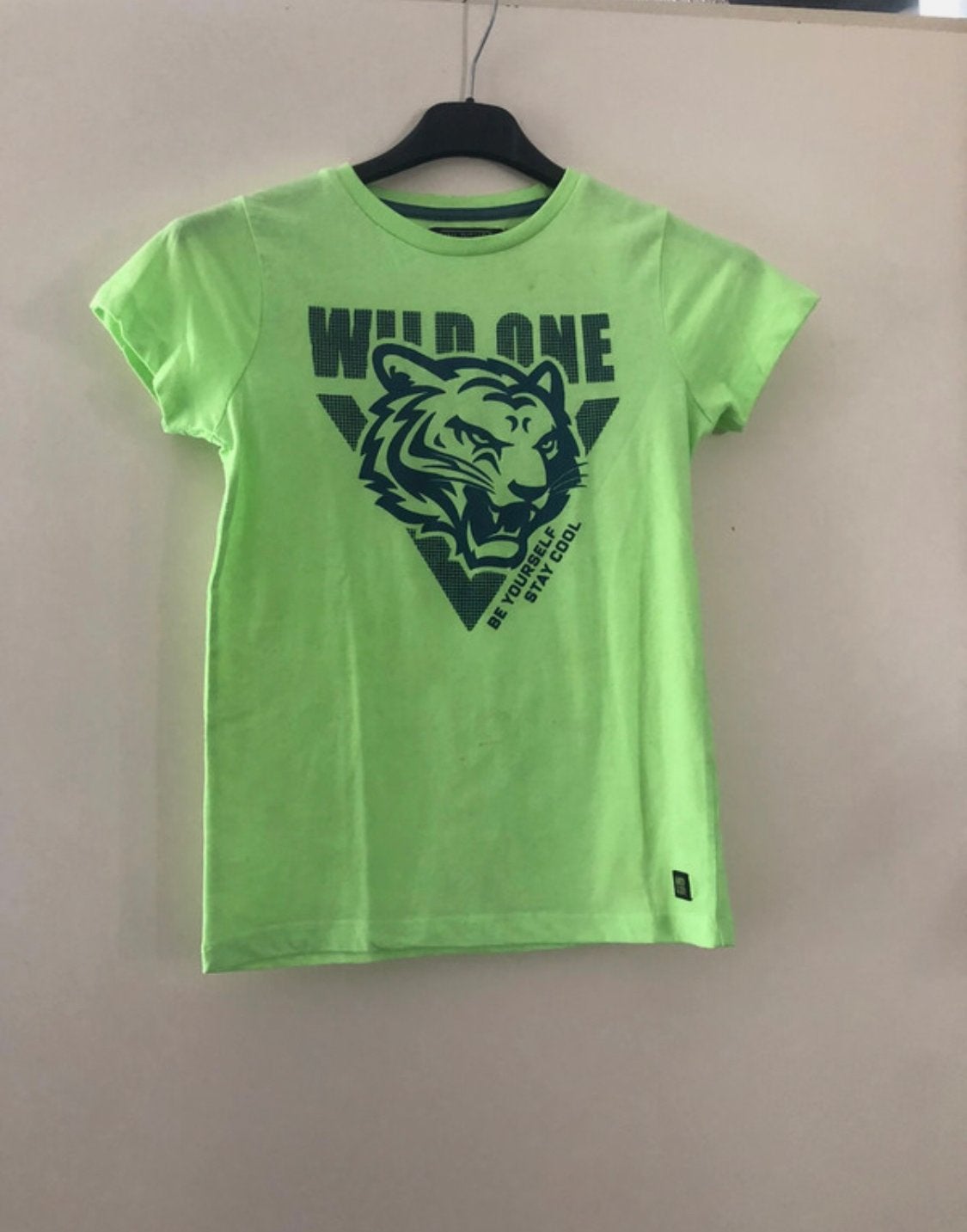 Unlocked zomer shirt neon met tijgerprint, Ophalen of Verzenden, Gebruikt, Jongen, Shirt of Longsleeve