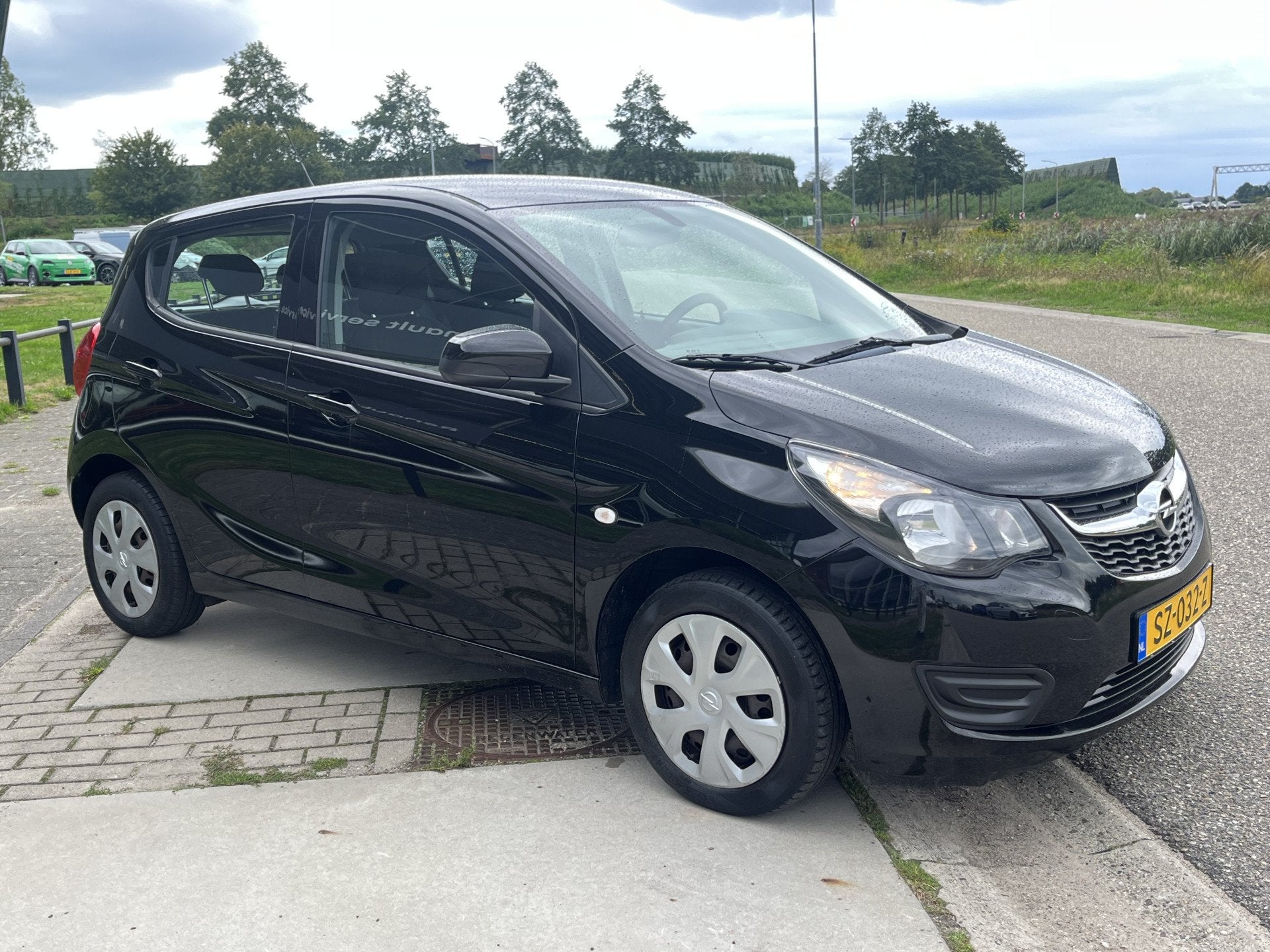 Foto 7 van Opel KARL 1.0 ecoFLEX Edition / Airco / Cruise / Bleutooh /