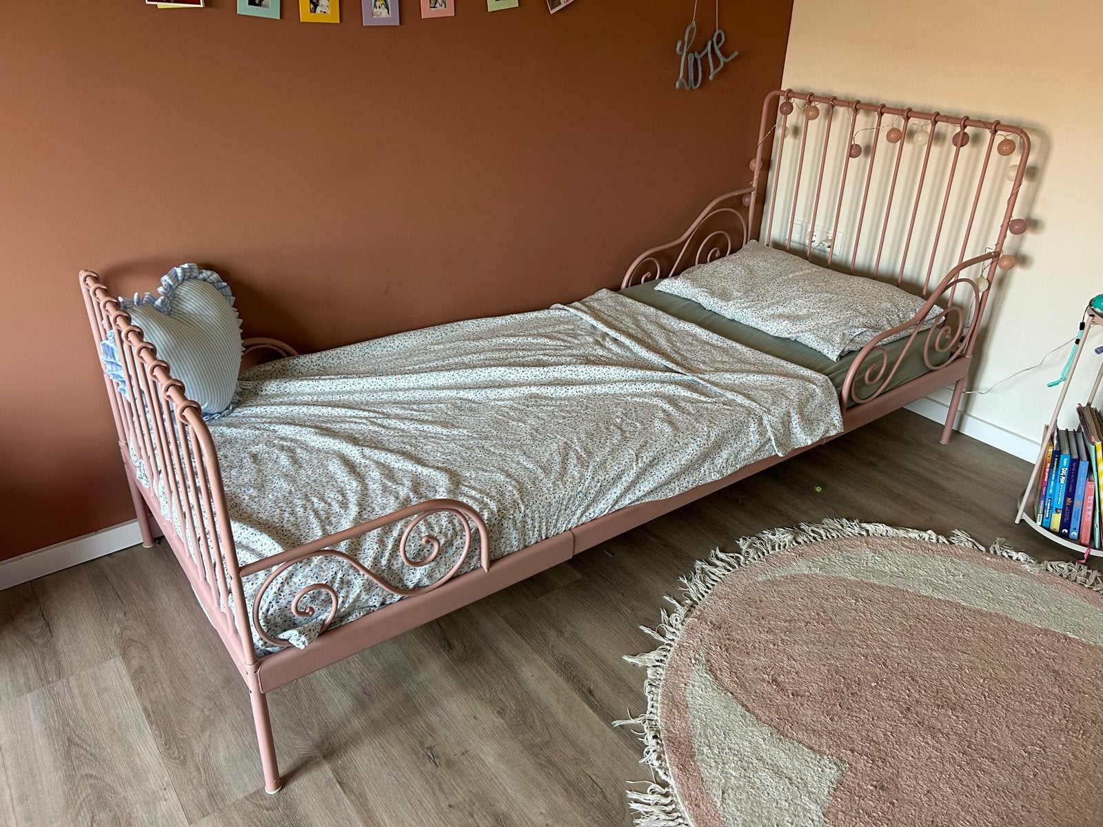 IKEA Minnen meegroeibed oudroze incl. lattenbodem en matras, Ophalen, 80 cm, 200 cm, Metaal
