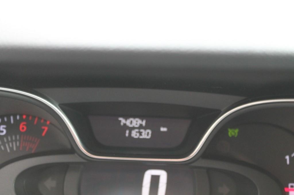 Renault CAPTUR 0.9 TCE LIMITED AIRCO CRUISE PDC, Auto's, Voorwielaandrijving, 898 cc, Gebruikt, Euro 6