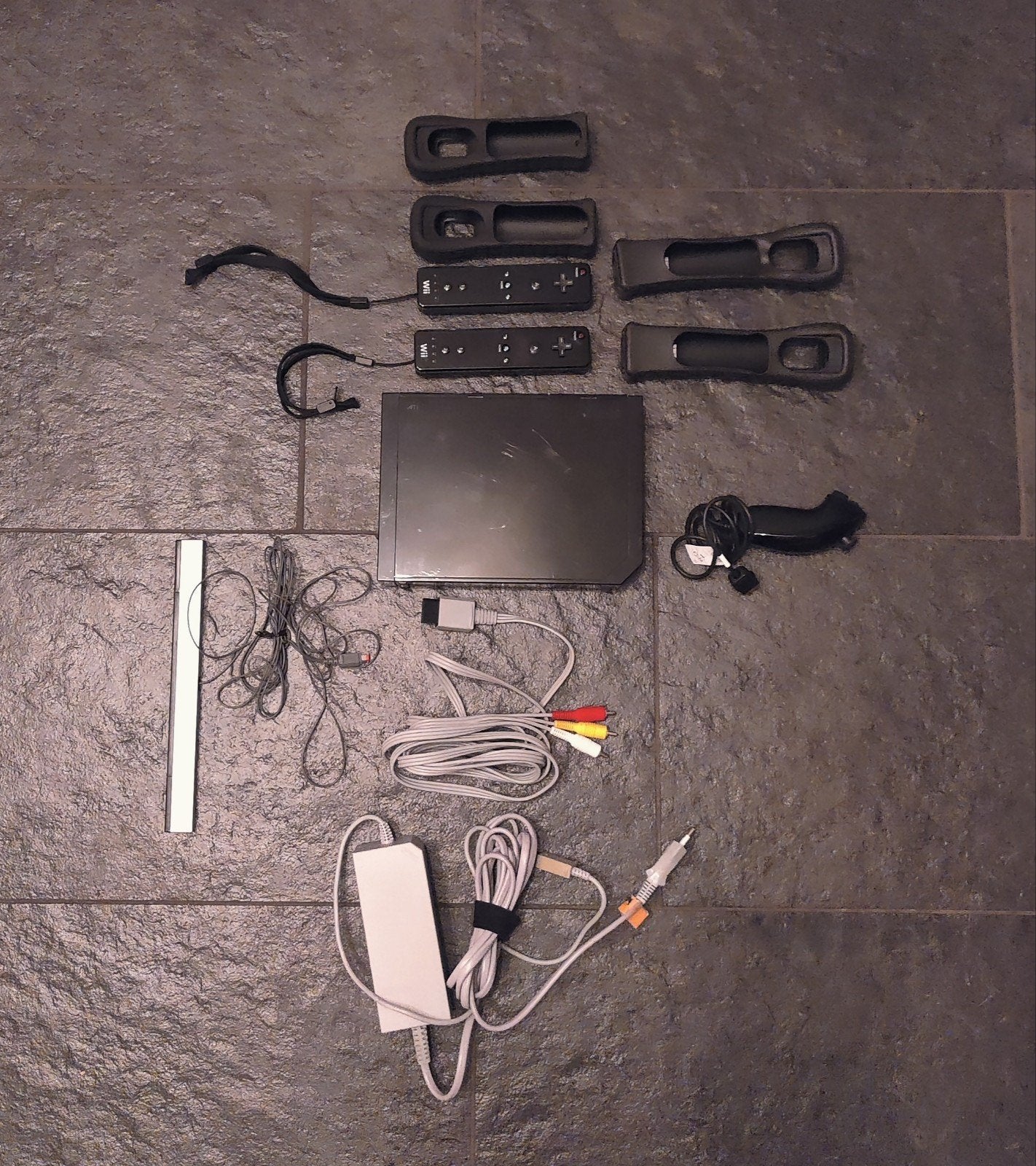 Wii console met 10 spellen, 4 controllers en accessoires, Spelcomputers en Games, Ophalen, Gebruikt, Met 3 controllers of meer