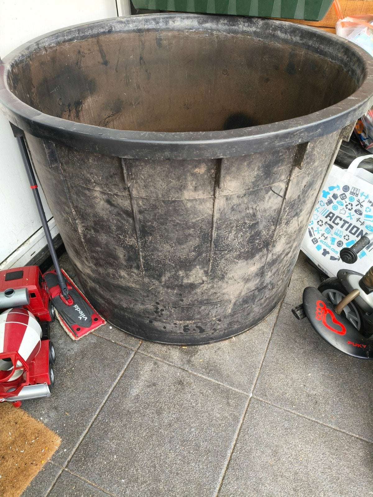 Grote kunststof kuip van 500 liter, Ophalen, Kunststof, Gebruikt, Rond