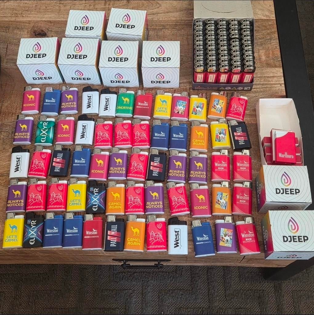 Grote partij nieuwe aanstekers: Djeep, Marlboro, normaal, Verzamelen, Rookartikelen, Aanstekers en Luciferdoosjes, Ophalen of Verzenden