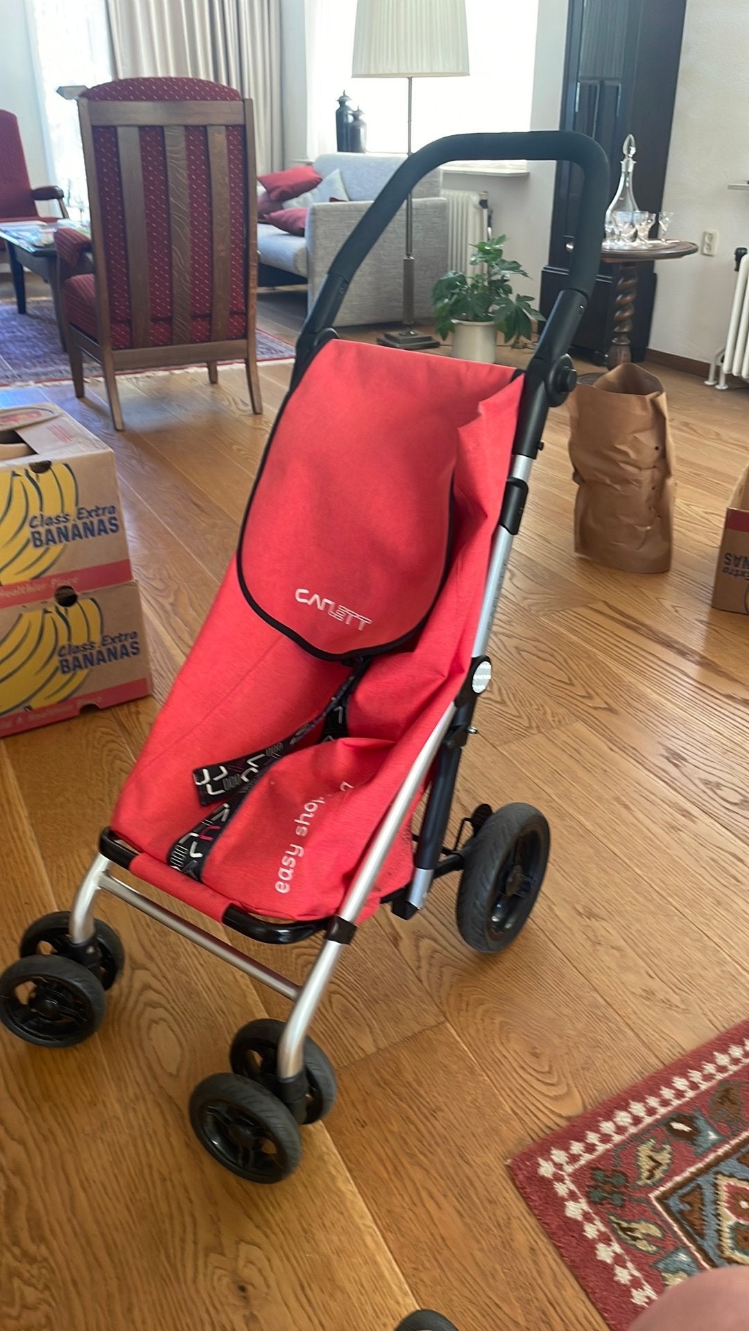 Boodschappen wagentje met 4 wielen, Ophalen, Gebruikt, Rood, Wieltjes