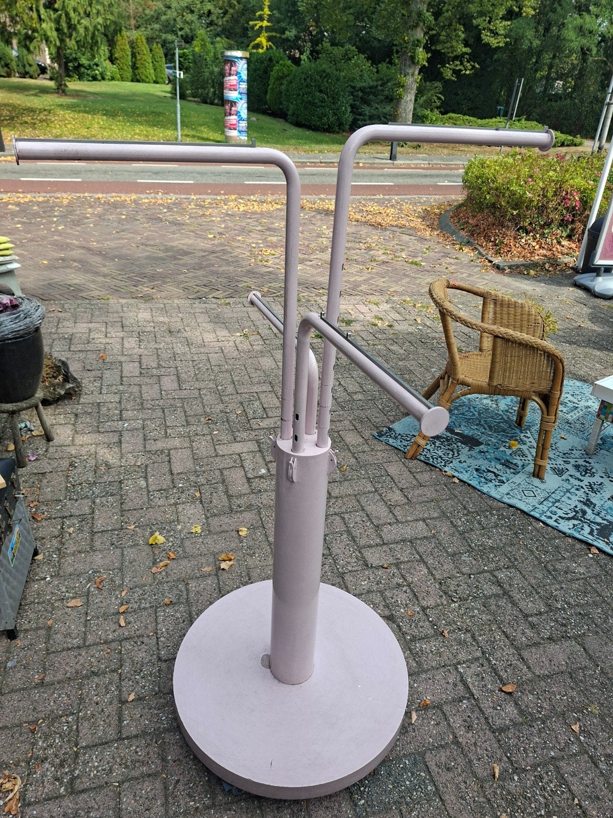 verrijdbaar kledingrek, Ophalen, Met wielen