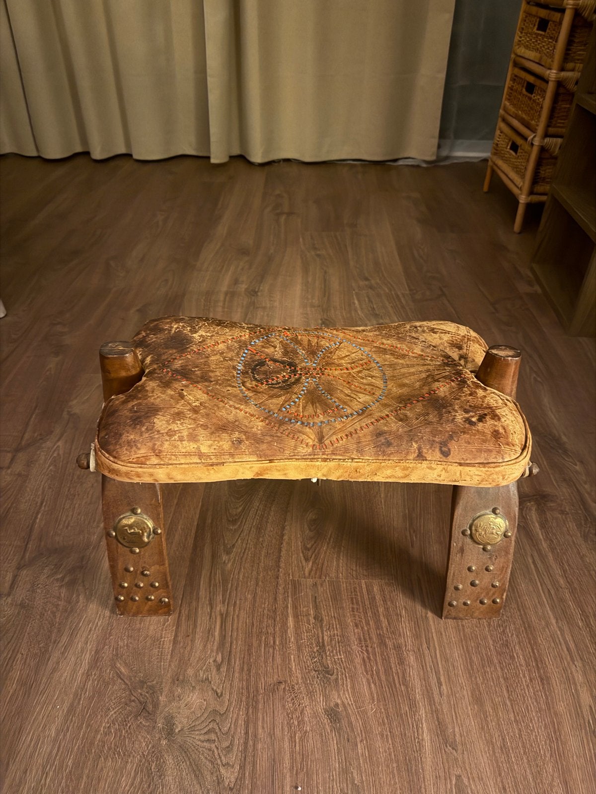 Vintage Marokkaanse Poef/Krukje - Handgemaakt Leer en Hout, Antiek en Kunst, Ophalen