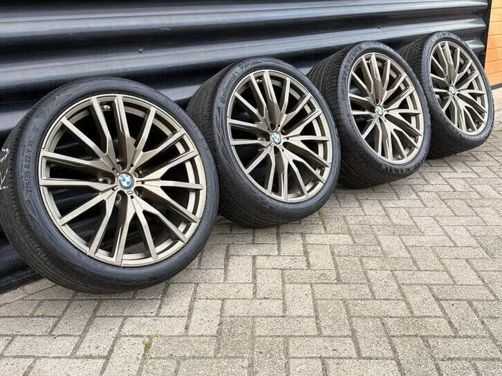 Foto 13 van 22” Orig Bmw Styl 742M G05 X5 X6 G06 velgen banden