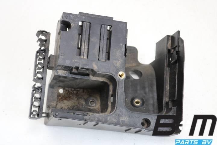 Houder voor zekeringkast VW Golf Plus 1K0907361B, Gebruikt