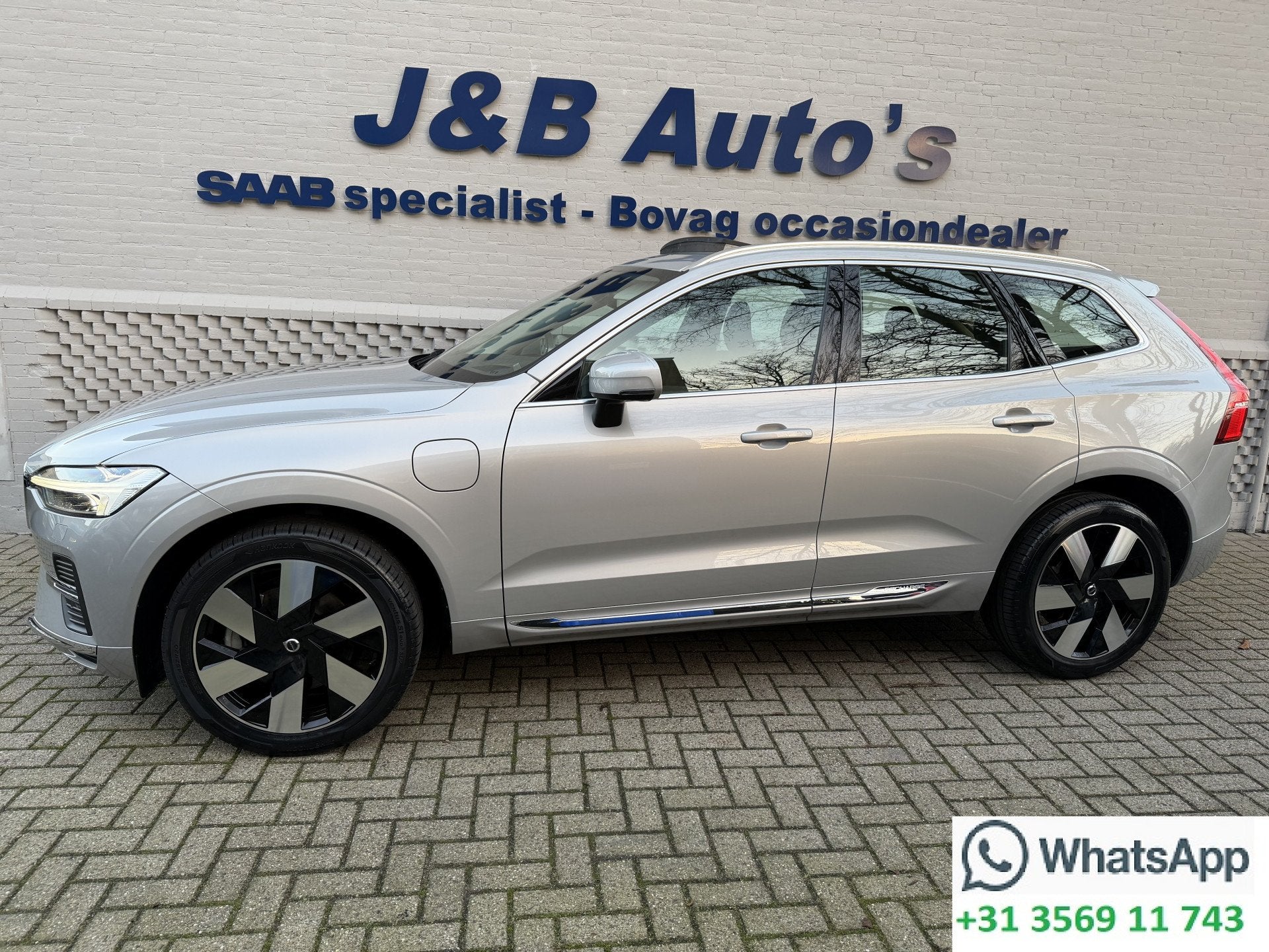 Volvo XC60 2.0 T6 Plug-in hybrid AWD Ultimate Chrome Panoram, Auto's, Automaat, 145 pk, Gebruikt, 4 cilinders
