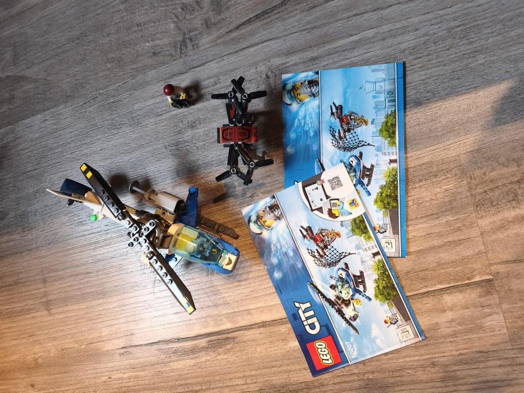 LEGO City 60207 Police Drone Chase, Kinderen en Baby's, Speelgoed | Duplo en Lego, Zo goed als nieuw, Lego, Complete set, Compleet