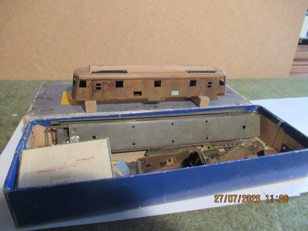 Messing  Trein, Overige merken, Treinset, Gelijkstroom of Wisselstroom, Nieuw