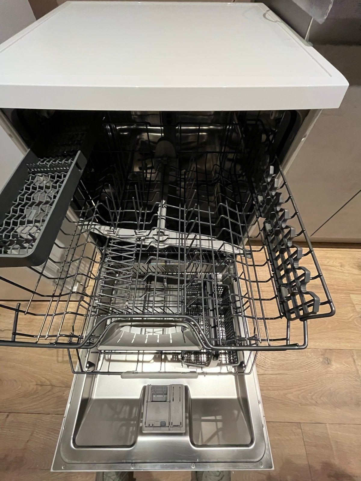 Siemens SN23EW03LN Vrijstaande Vaatwasser - Zo goed als nieu, Ophalen, 60 cm of meer, Minder dan 10 liter, Zo goed als nieuw