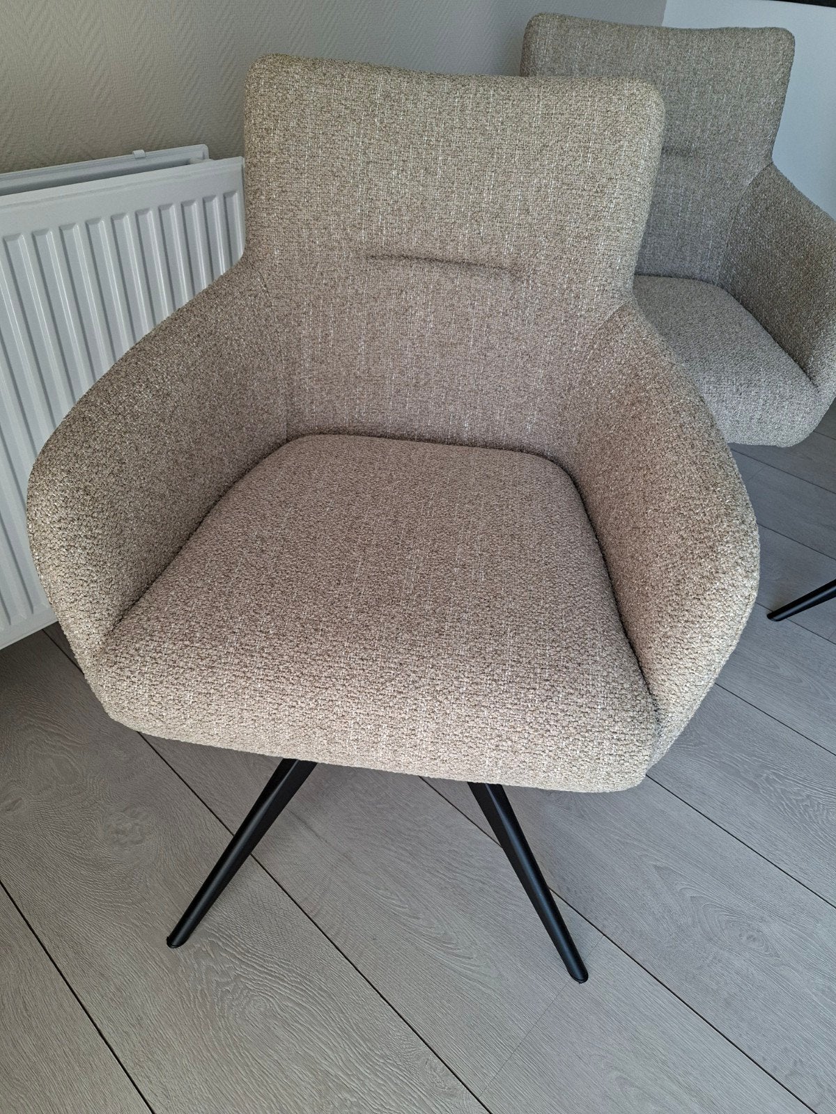 4 eettafel stoelen, Ophalen, Zo goed als nieuw, 50 tot 75 cm