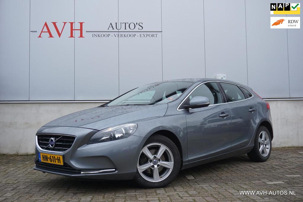 Volvo V40 2.0 D2 Summum Business, Auto's, Voorwielaandrijving, Stof, Gebruikt, Euro 6
