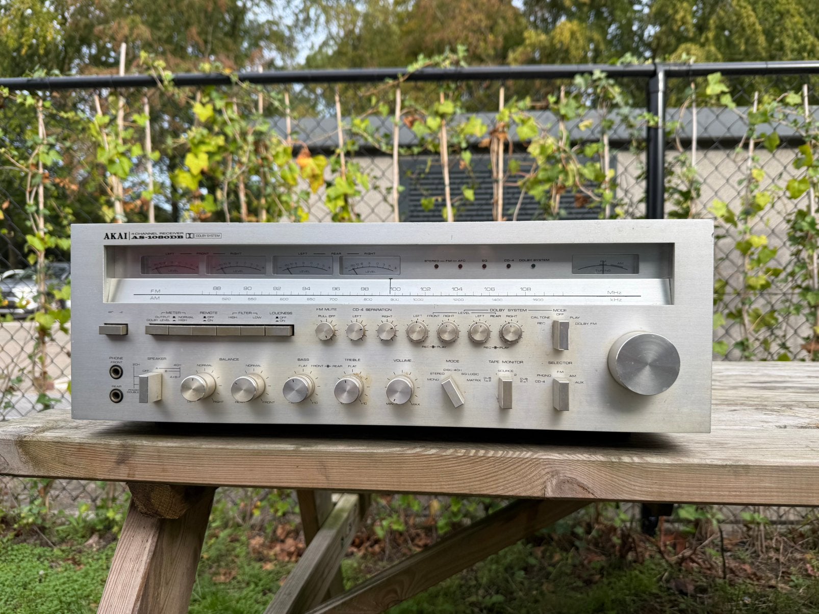 Akai AS-1080DB, 60 tot 120 watt, Ophalen, Overige merken, Gebruikt