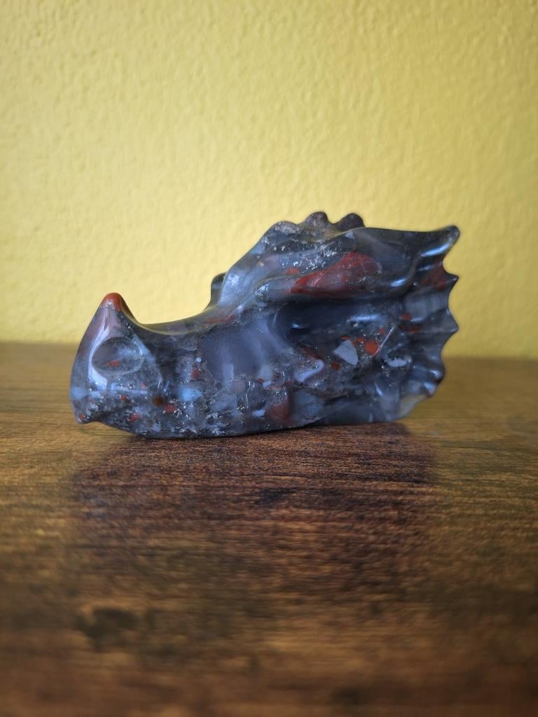 Drakenskull bloedsteen & pyriet, Verzenden