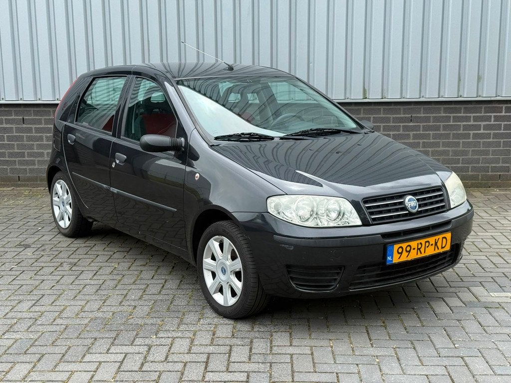 Fiat Punto 1.2 Young |5 Deurs|Airco|Elektrische ramen|, Auto's, Voorwielaandrijving, Stof, Gebruikt, 4 cilinders