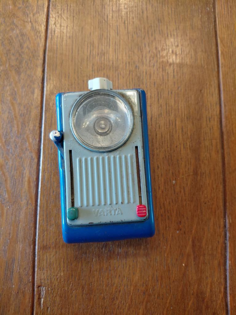 Vintage Varta knijpkat - Dynamo zaklamp, Ophalen of Verzenden