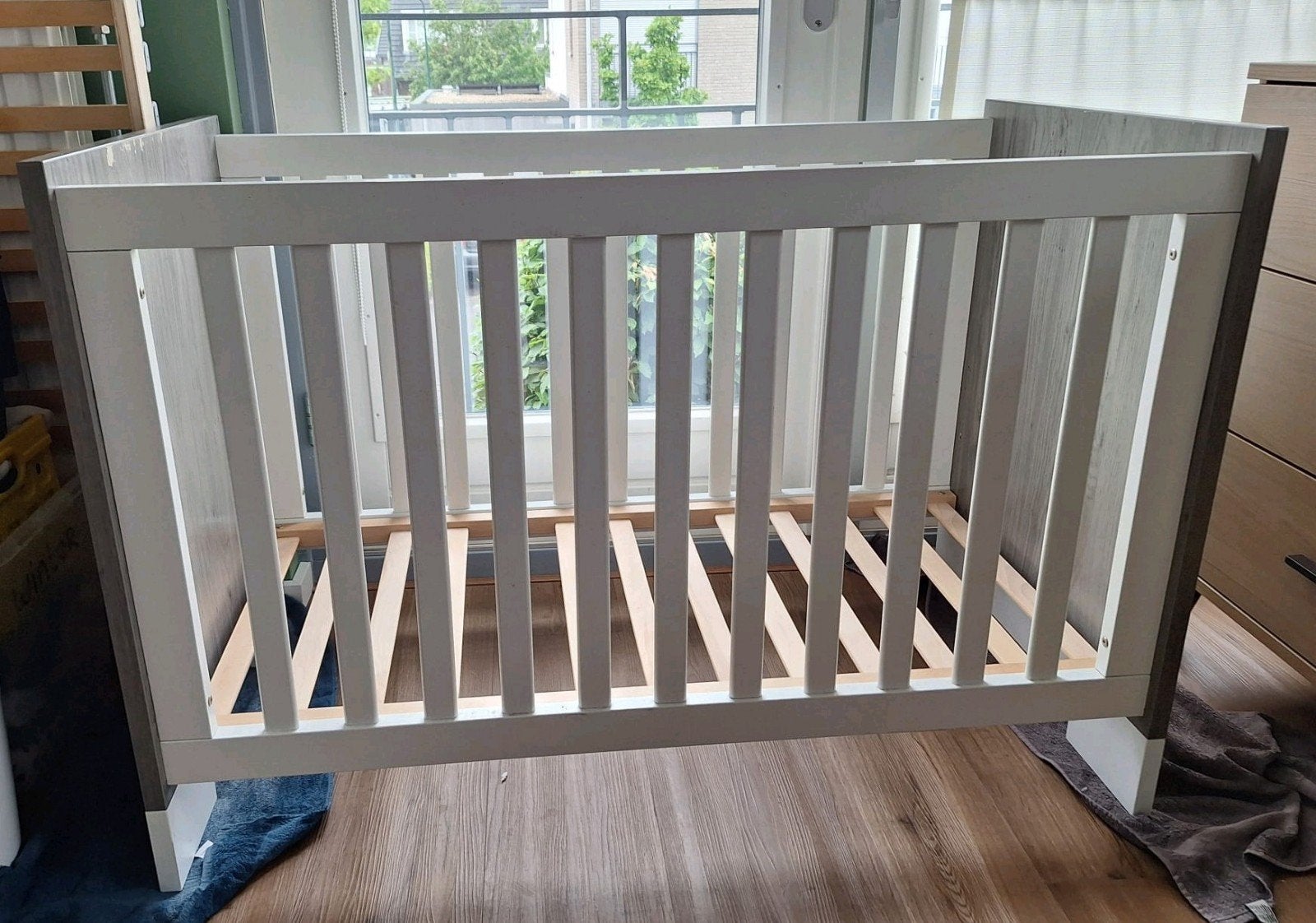 Complete babykamer set: ledikant, commode en kledingkast, Ophalen, Gebruikt, Jongetje of Meisje