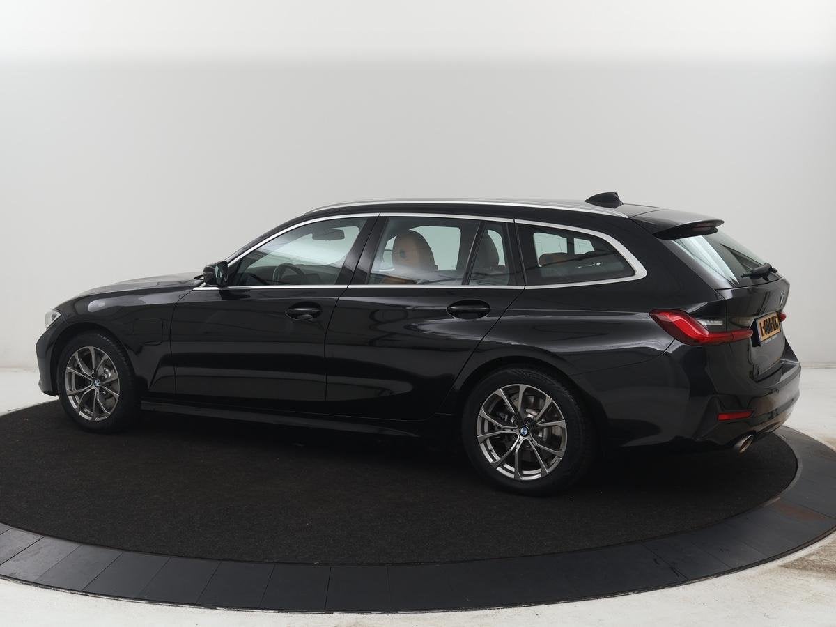 BMW 3-serie Touring 330e Business Edition Plus | SOH 88,3% |, 1998 cc, Achterwielaandrijving, Gebruikt, 4 cilinders