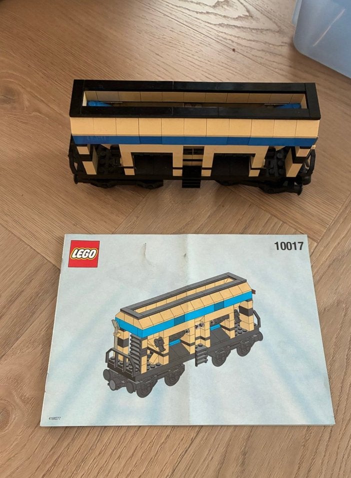 LEGO 10015 My Own Train Passagierswagon + Boekje, Ophalen of Verzenden, Zo goed als nieuw