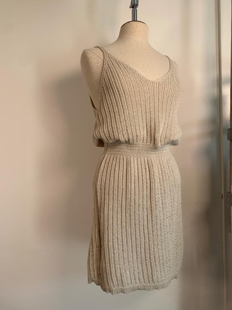 Onbekende jurk gebreid mouwloos beige ecru XL/42, Verzenden, Beige, Maat 42/44 (L), Boven de knie