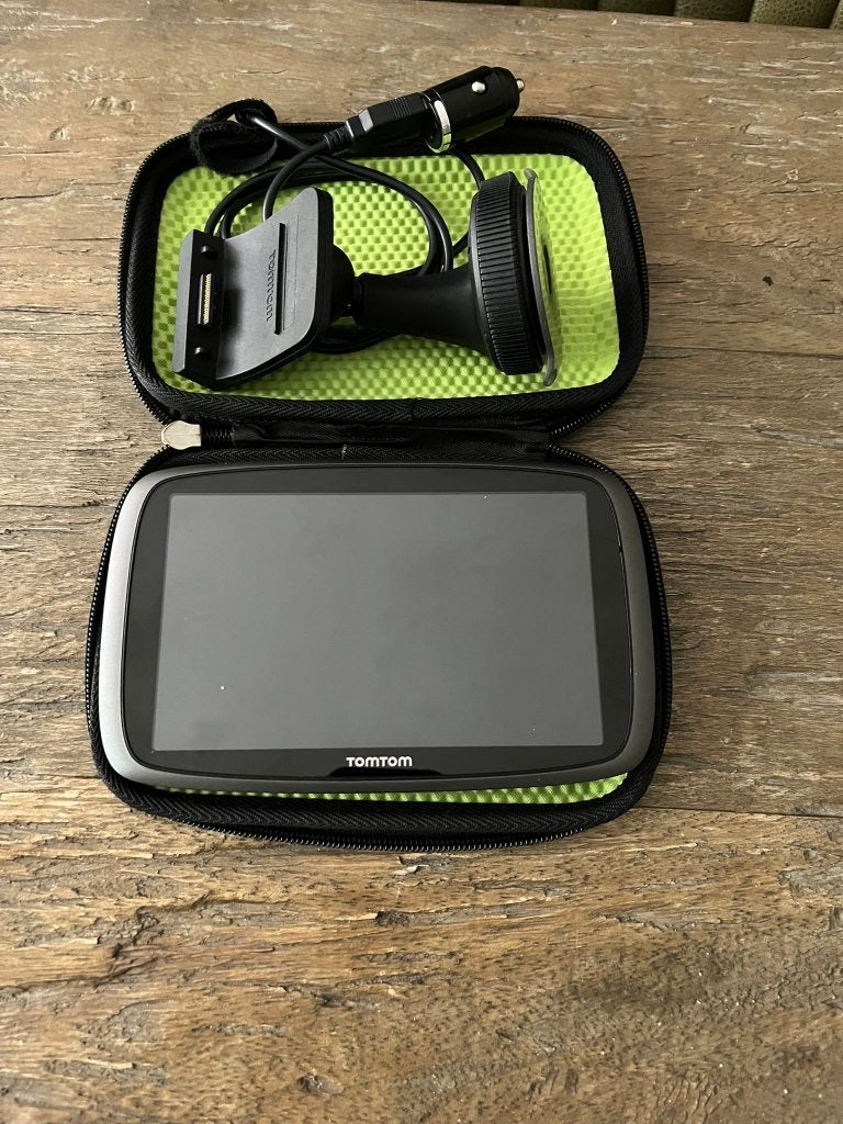 TomTom GO610 navigatiesysteem met levenslange updates, Ophalen of Verzenden, Gebruikt