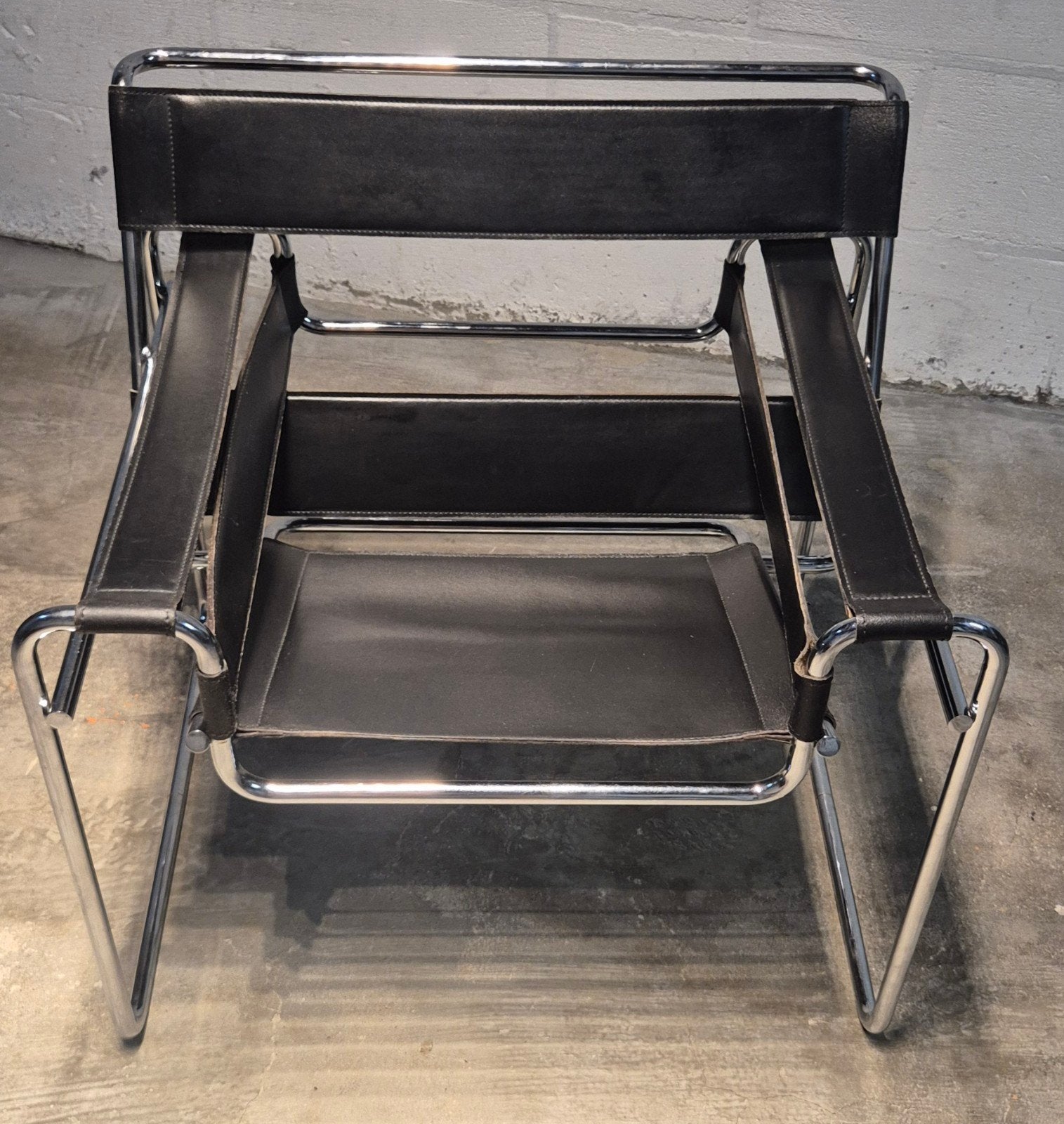 Wassily chair / Marcel Breuer, Ophalen, Gebruikt, Zwart, Leer